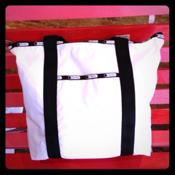NWT White LeSportsac Tote!
