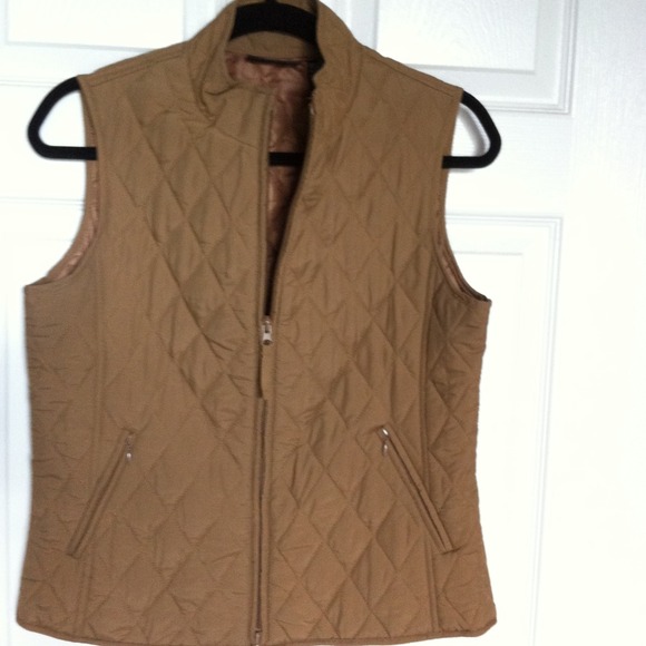 🎀SOLD🎀 Quilted Vest