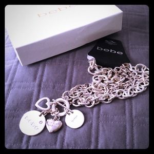 ~ NWT bebe toggle necklace ~👛💎🎀💄💍🌂