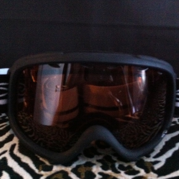 🎀SOLD🎀 Youth Ski Goggles
