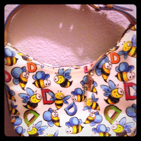 Dooney & Bourke - Picture 1 of 3