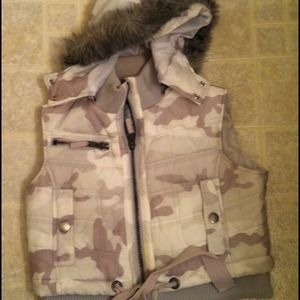 Reserved***Winter vest