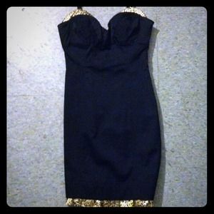Cute little black GUESS dress wit leopard interior