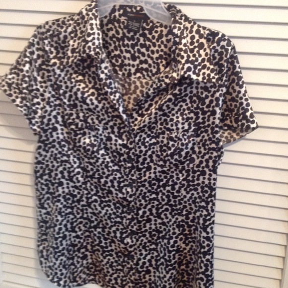 BCBG dressy top