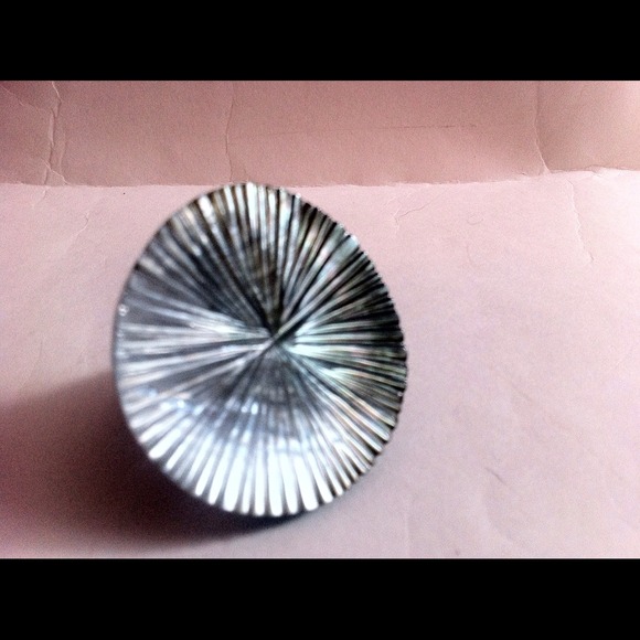 Hot Shell Rings!! - Picture 2 of 4