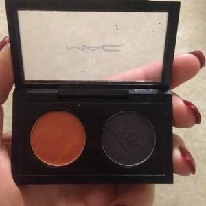 Mac duo makeup.SOLD!!!