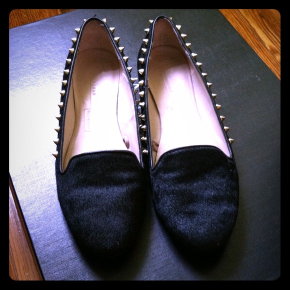 Zara studded calfhair loafers! - RESERVED @sequins