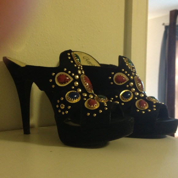 Carlos Santana sexy heels