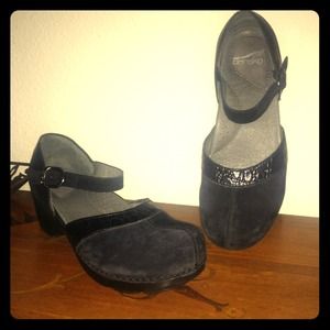Near New Dansko black suede Stefanie MaryJane 40