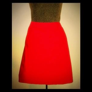 **REDUCED** Red GAP skirt