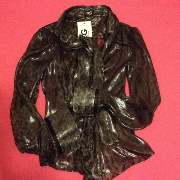 Dolce & Gabbana 100% silk blouse. Authentic