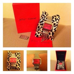 Betsey Johnson Accessories - ❌SOLD❌Betsey Johnson Watch Betsey Johnson Accessories - ❌SOLD❌Betsey Johnson Watch