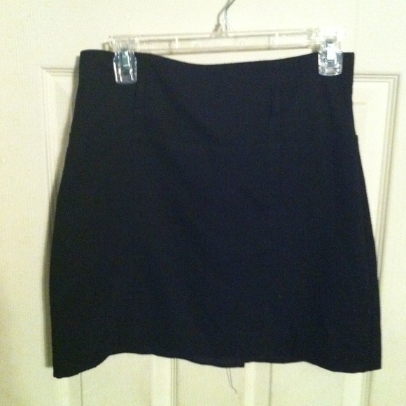 Simple black skirt