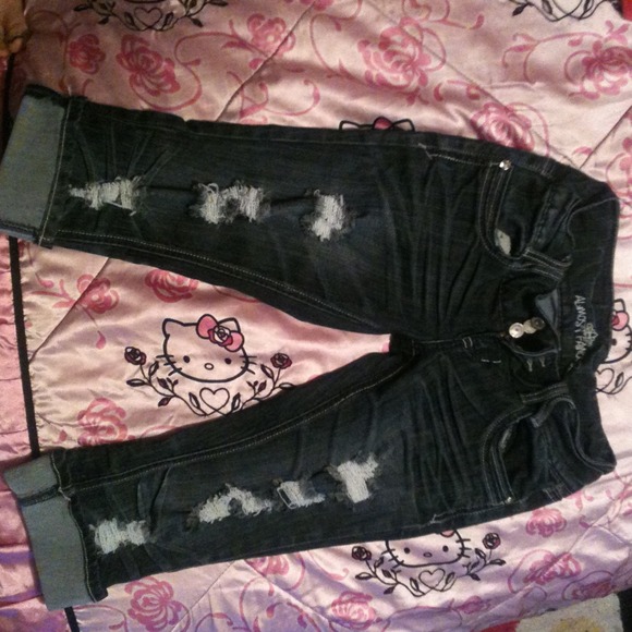 Almost Famous short pants
