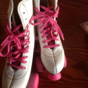 Reserved for princessa10 pink roller skates.