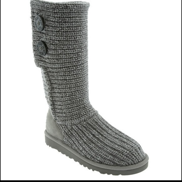 💢SOLD💢 Ugg Australia crochet boots. Sz 5