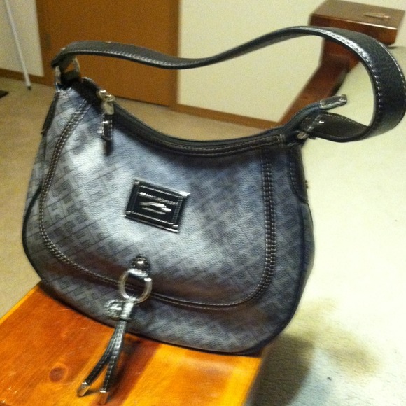 TOMMY HILFIGER Bag - Picture 2 of 2