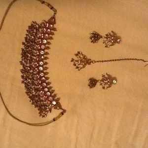 Indian jewelry set