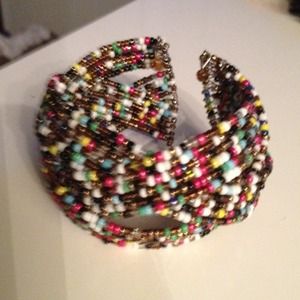 Stylish bead bracelet