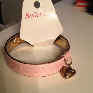 Fashion bracelet