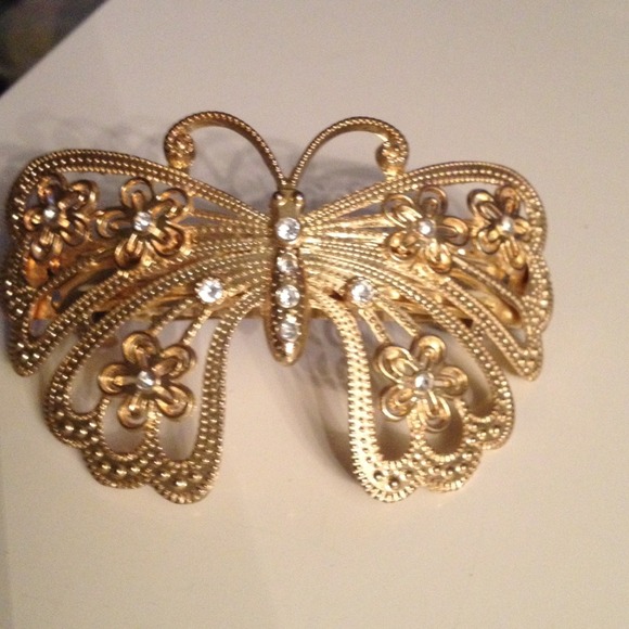 Butterfly hair clip