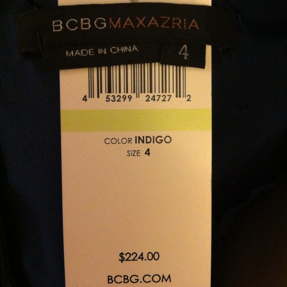 ✂️PRICE CUT✂️ BCBGMaxAzria silk v-neck dress - Picture 4 of 4