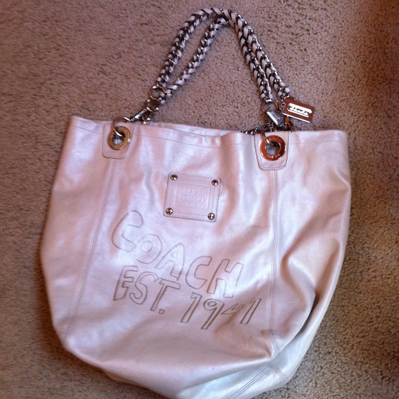 SOLD!!!!!!!  Coach handbag