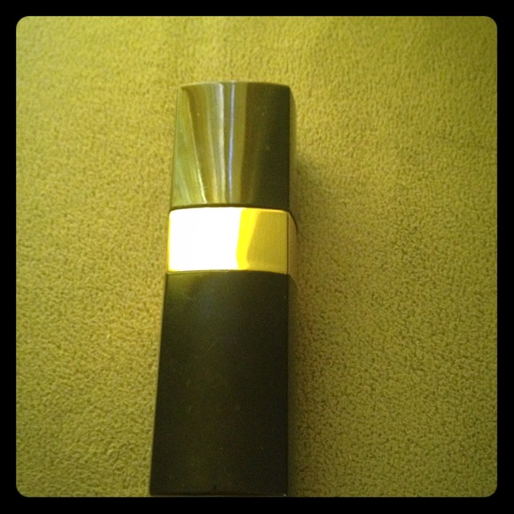 Classic Chanel no. 5 cologne