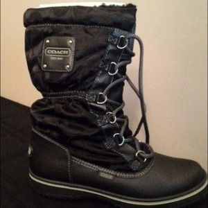 Black Winter Coach Boots
