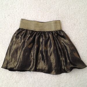 Cute skirt great for anything!