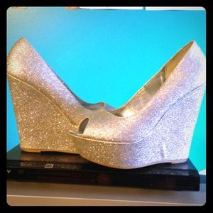 Sparkly Wedge.