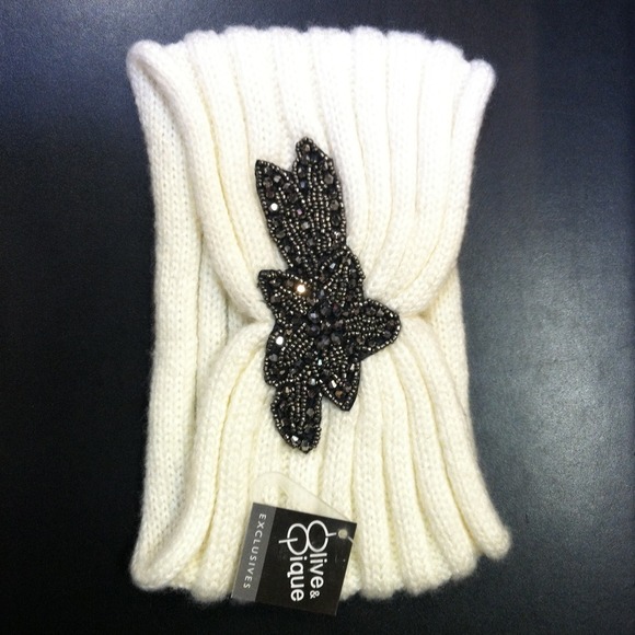 Winter headband NWT