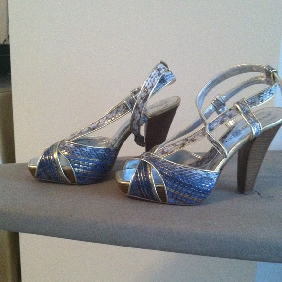 "SOLD IN BUNDLE FOR ALEAHV" - Picture 2 of 4