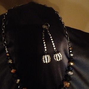 Necklace & earrings - go saints!