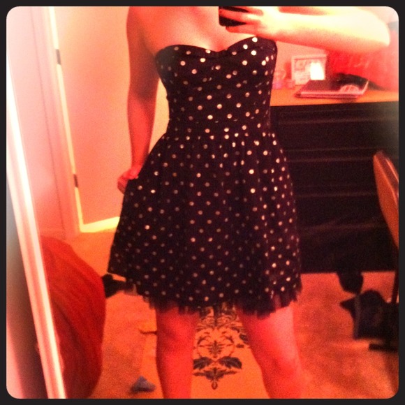 Black and silver polka dot strapless dress :)