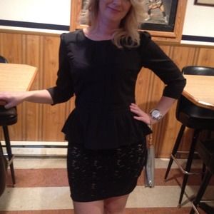 Reserved Peblum black top with zipper back