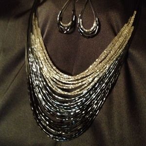 Black white & navy beaded necklace