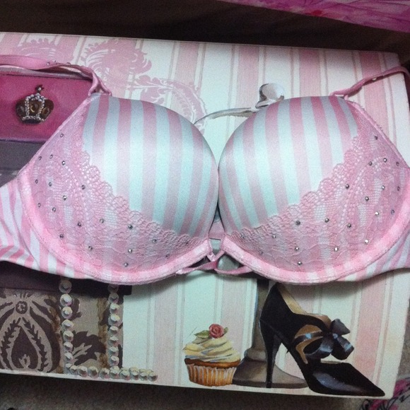 Cute Victoria Secret's Bra