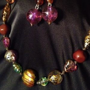 Multicolor necklace and earrings