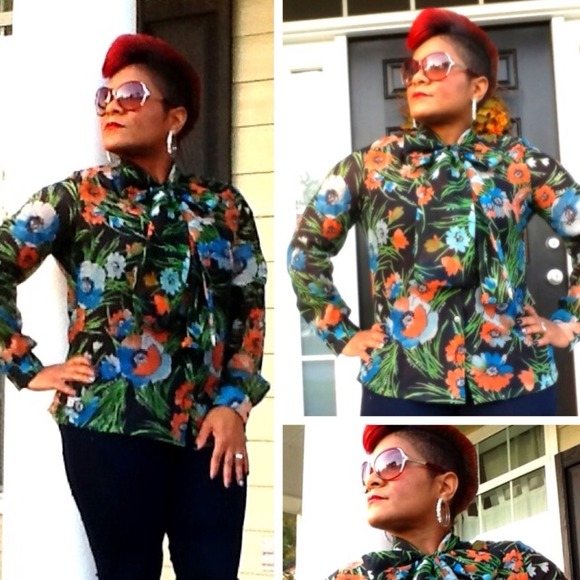 Vintage Tops - ****REDUCED****Floral Ascot Top & Silk Bundle