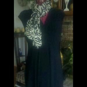 Beautiful black stretchy V-neck dress