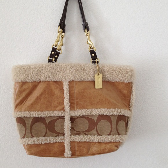 Coach hand bag
