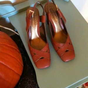 Nine West "Roe" Leather Heels