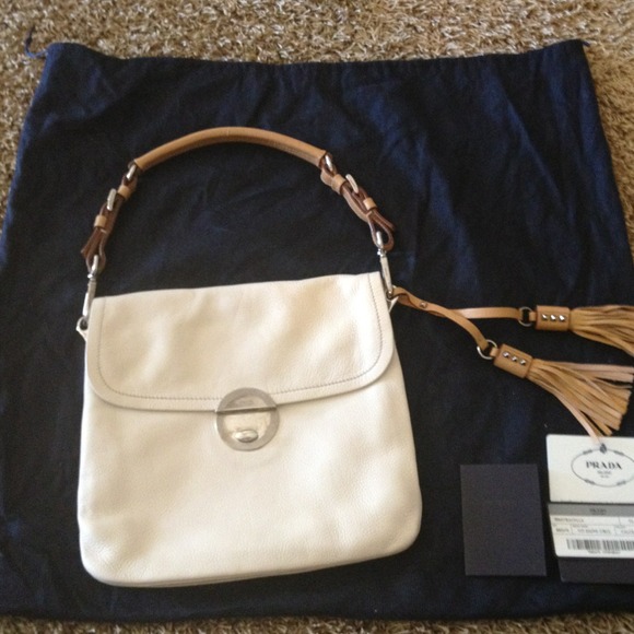 Authentic Leather Prada bag! 🦄Priced to sell!🦄