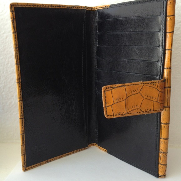 Wallet - Picture 2 of 4