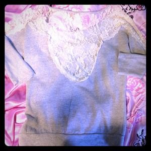 Lace back jersey shirt!