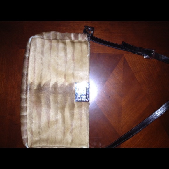FENDI Handbags - Fendi baguette