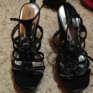 Stiletto Perry pumps