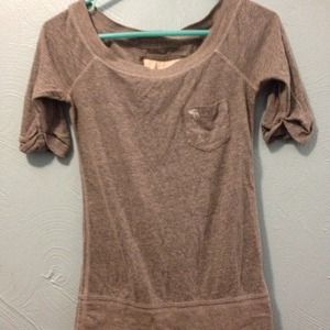 Grey a&f shirt