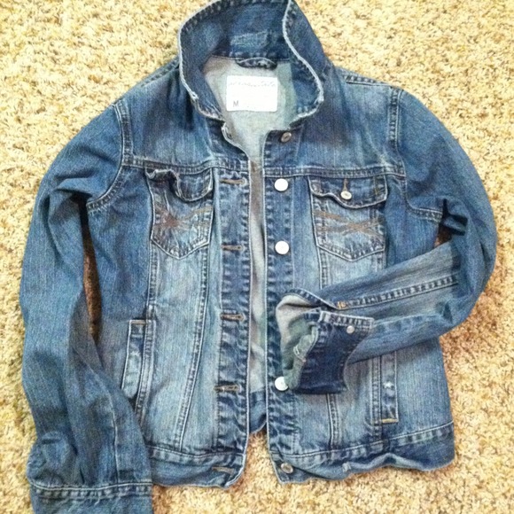 Jean jacket!🌟RESERVED BUNDLE🌟